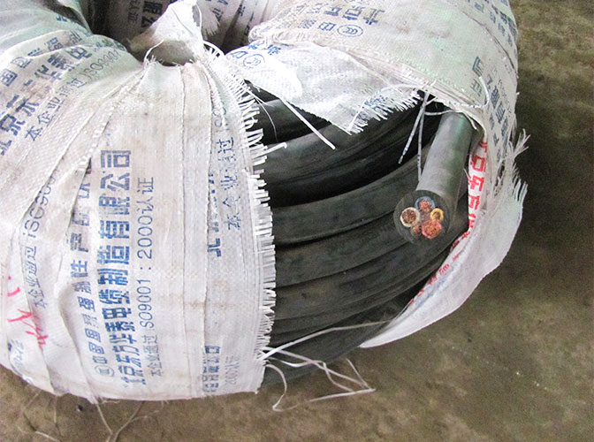 1608954394212656.jpg 專用電纜.jpg